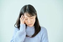 【20歳代～70歳代】二人以上世帯の貯蓄額は平均でいくら？消費行動によって感じる経済格差