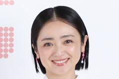 43歳・安達祐実の”少女ファッション”にSNS驚き「いつになったら歳とるんや」「ドキッ」「『家なき子』を思い出す」