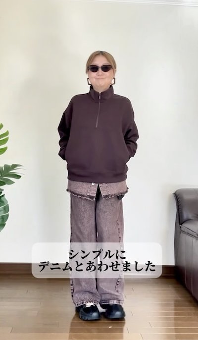 デニムとシンプルに合わせたカジュアルスタイル