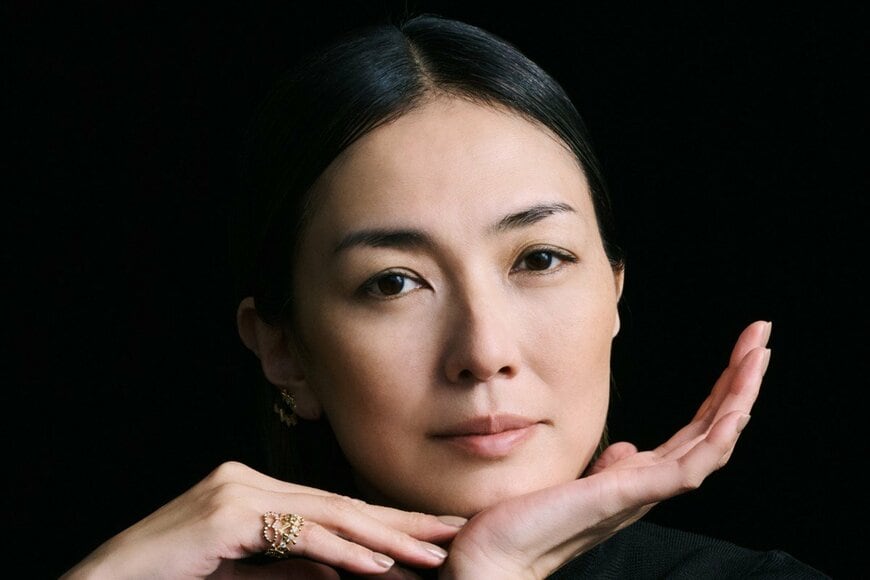 板谷由夏「初夏の匂い」漂う自宅庭の様子を紹介。「モッコウバラ」や「ミント」が育ち「イキイキ鮮やか」と反響。「中年は疲労感を隠せない」と本音も