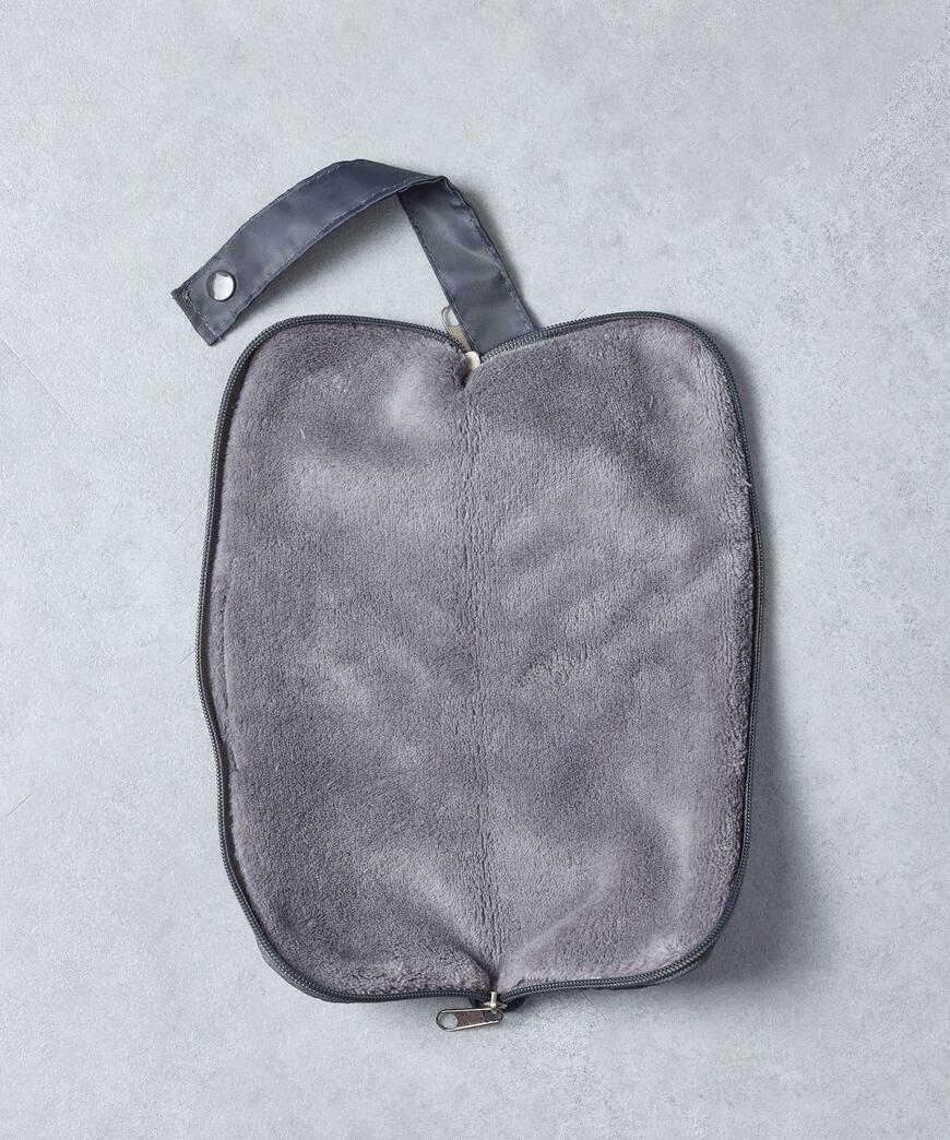 出所：パルグループ公式ファッション通販サイト 3COINS 折りたたみ傘ポーチ