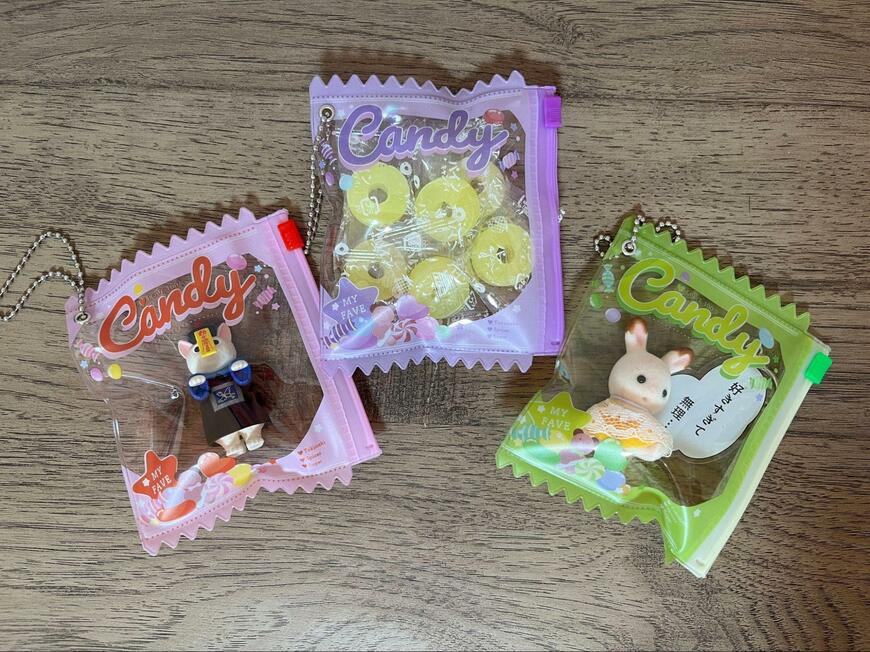 筆者撮影（セリア、お菓子パッケージキーホルダー）