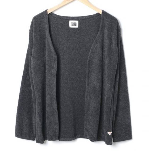 melple-CAパイルボレロ ¥10,120（税込）