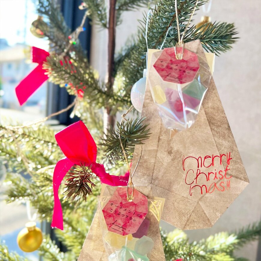 出所：メルティングポットハラペコラボ株式会社「ハラペコラボのキラキラ輝くスイーツとオリジナルグッズで迎えるクリスマス＆お正月」