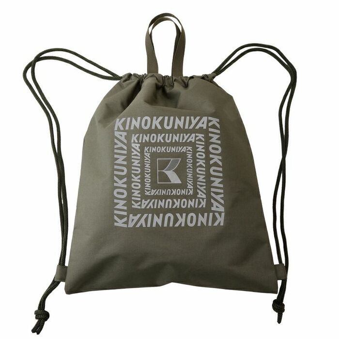 ハンドルが付いた2WAYタイプなので手提げバッグとしても