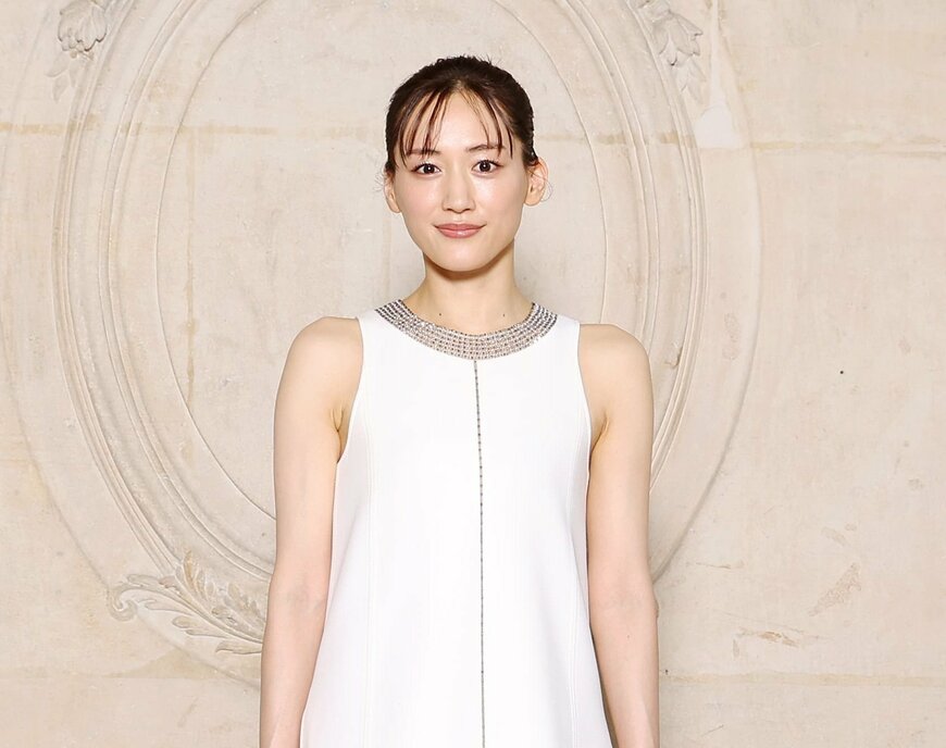 出所：クリスチャン・ディオール合同会社「【DIOR FINE JEWELLERY】綾瀬はるかが2024-2025年秋冬 オートクチュール コレクション ショーに出席」