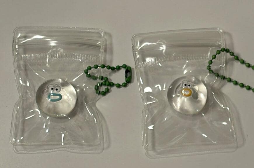 筆者撮影（キャンドゥ、むにゅーパックキーホルダー）