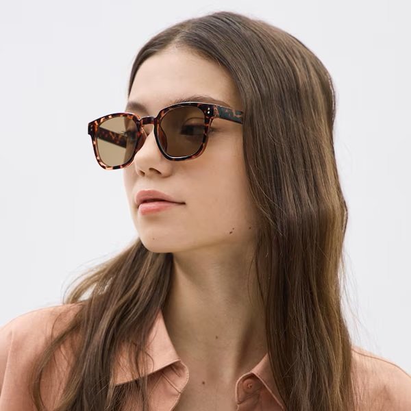 出所：GU公式オンラインストア