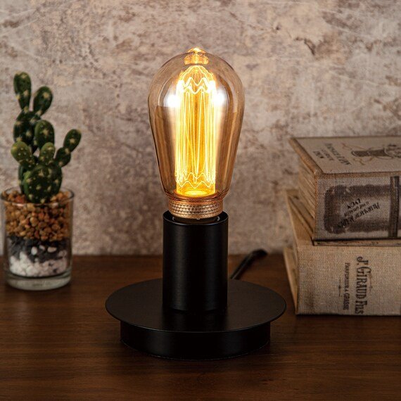 出所：ニトリ公式通販ニトリネット ランプスタンド(DEL002)