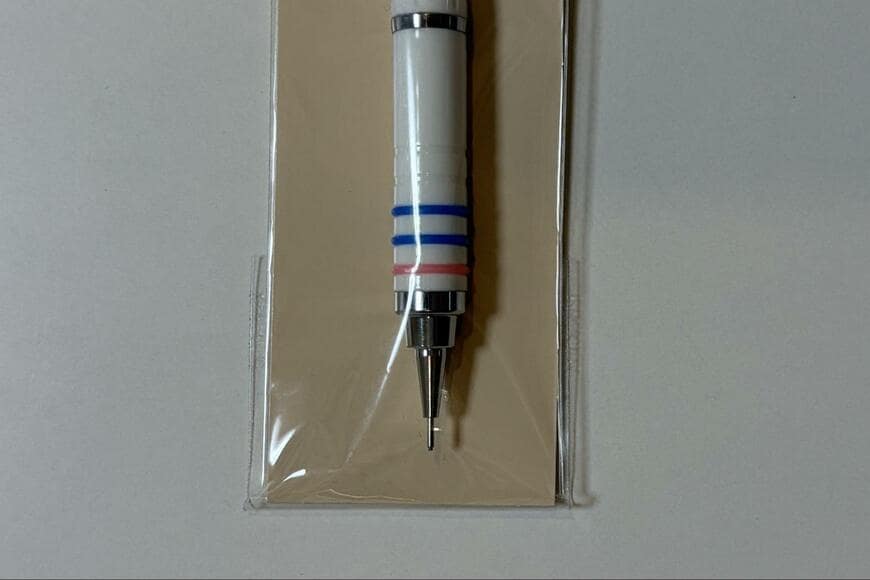 ローソン、振って芯が出る低重心シャープペンの画像