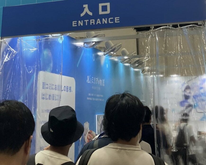 夏コミのブースに驚き