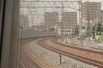 電車がカーブを曲がる時に見える「特別な瞬間」　「車窓から楽しむ一体感」に共感する声が続出