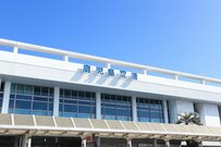 鹿児島空港にズラリと並んでいた椅子　まさかのブランドに「知らなかった！」と驚きの声