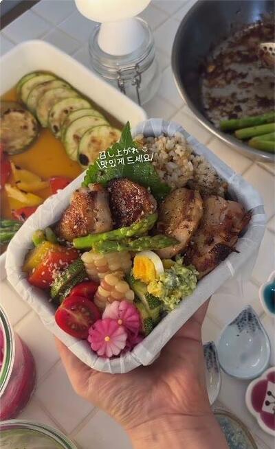 完成した「ハニバタ檸檬チキン弁当」