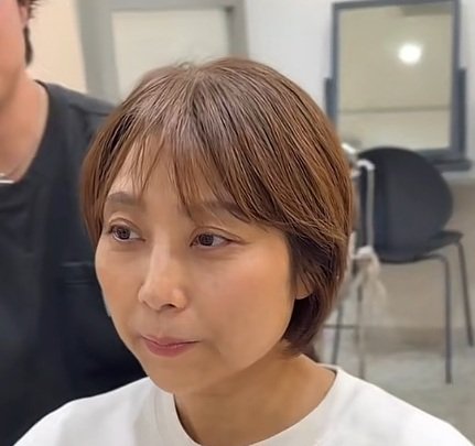 「分け目で老けて見える」前髪に悩むショートボブ女性が…レイヤーショートで若々しくスタイルチェンジ