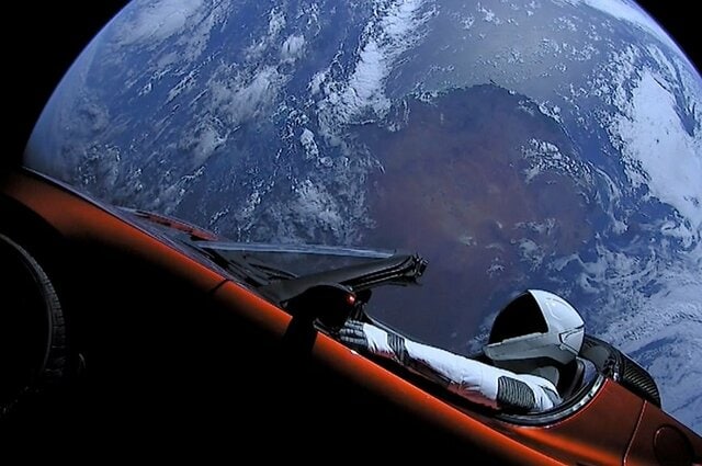 なぜ世界的な起業家たちは宇宙をめざすのか
