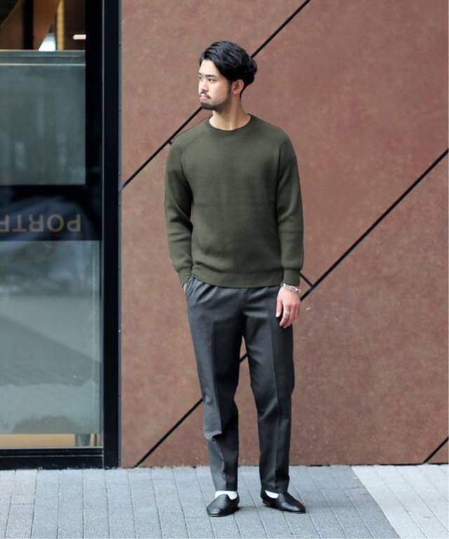 EDIFICE - EXTRA FINE MERINO MIX アゼ クルーネック ¥16,500（税込）