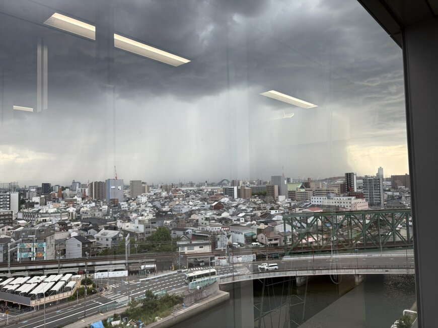 街を襲うゲリラ豪雨