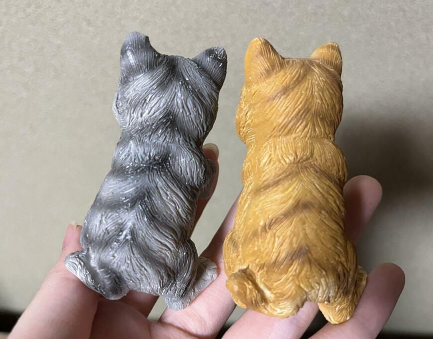 ダイソー、植木鉢にかけられる置物（猫）