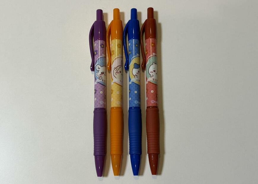 キャンドゥ、ちいかわボールペン（黒）全4種商品画像