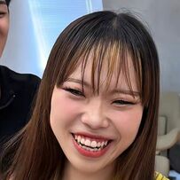 「花火大会が終わったので」ロングヘアの女性がばっさりカット　3年前のトラウマに打ち勝つ「レイヤーボブ」に変身
