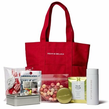 事前エントリー即完！」DEAN&DELUCA福袋8640円「限定赤トート」先着