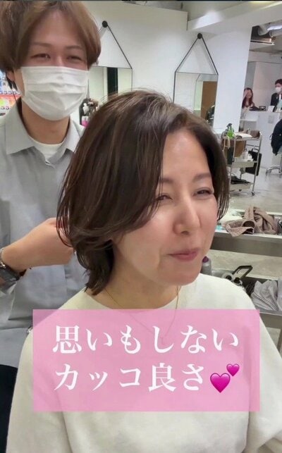 丸みとくびれのある、軽やかなボブ