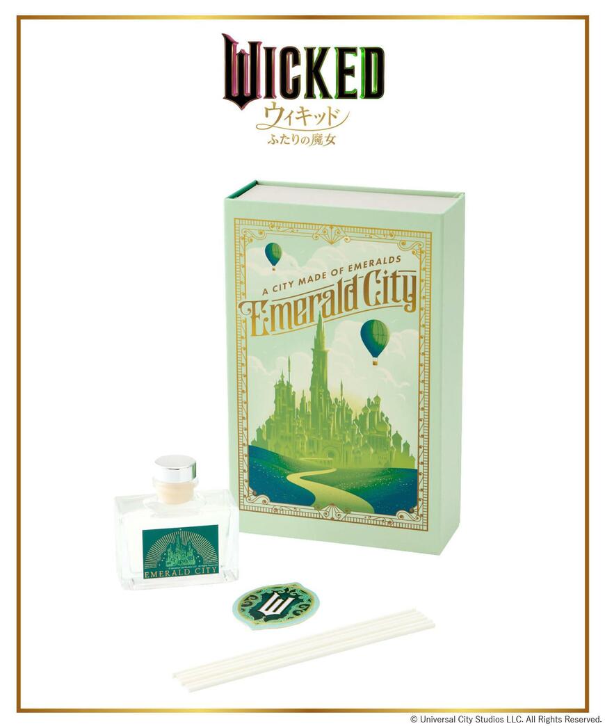 出所：パルグループ公式ファッション通販サイト 3COINS BOOK型フレグランス／WICKED