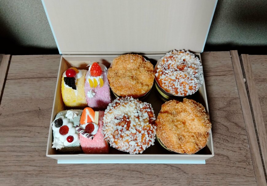 筆者撮影（ダイソー、紙製ボックス、ブック型（くまのプーさん））