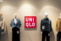 再販も即完売「ユニクロ」✕「シュウウエムラ」お洒落すぎると話題の「コラボT」再々入荷