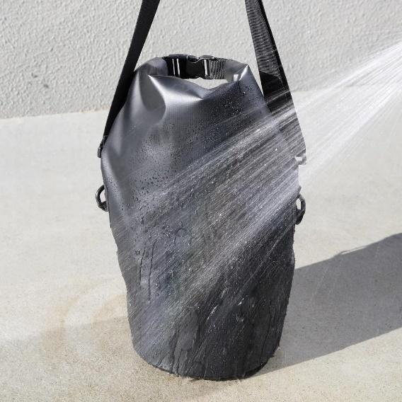 SOLVIC（ソルビック）防水ドラムバッグ　10L　ブラック