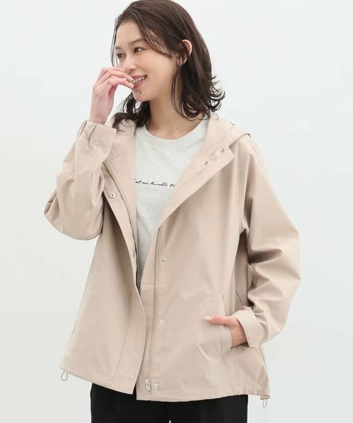 後ろ丈が少し長いため、体型カバーにも◎