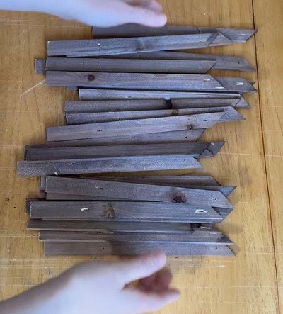 「えぇぇ！すごぉ」分解したラティスと端材で...→おしゃれな〈タンブールミニキャビネット〉をDIY！「可愛い！」と話題