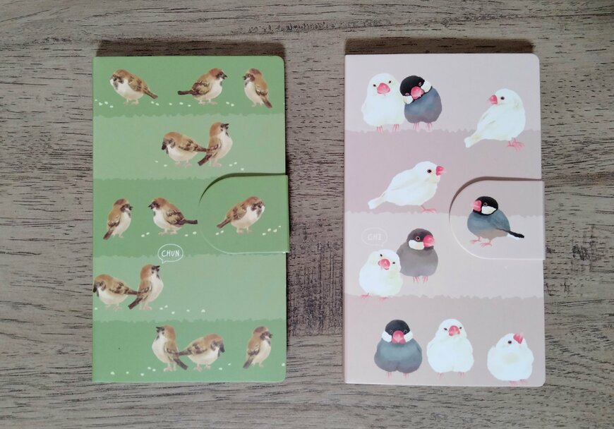 筆者撮影（セリア、ブック型メモ コトリいっぱい）