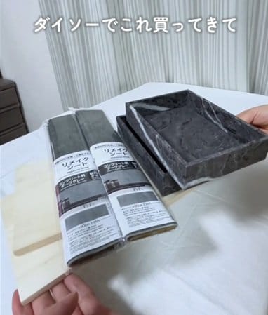 【100均DIY】ダイソーグッズで「妥協してたキッチン棚」が…わずか660円の簡単DIYで「高見えラック」に大変身！反響続々