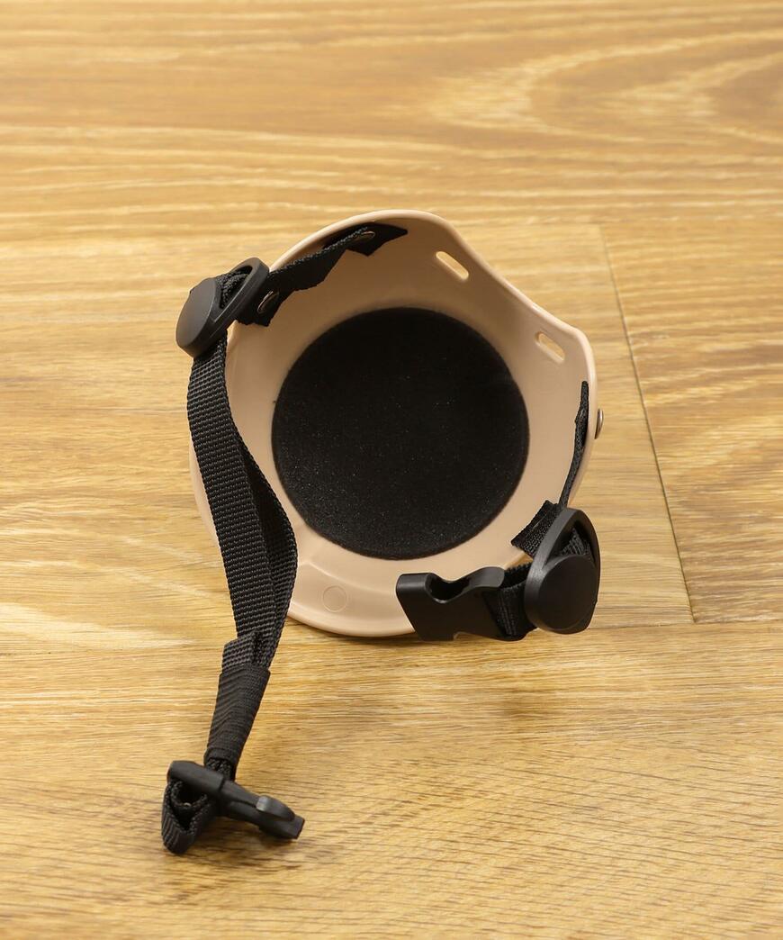 出所：パルグループ公式ファッション通販サイト 3COINS ヘルメット：S