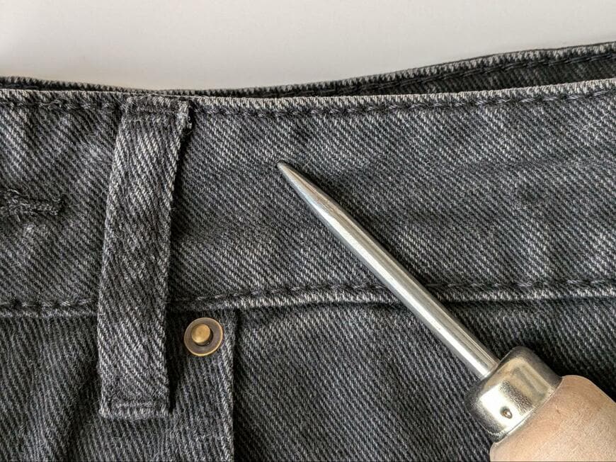 筆者撮影（セリア　ウエスト調整バックル）