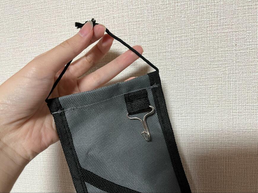 ダイソー、ウォールポケット（A、グレー）画像