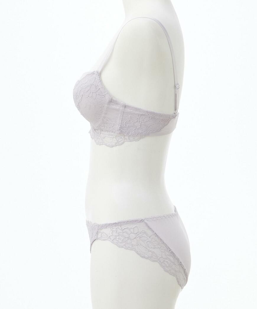 ハニーズ、レース使いブラセット