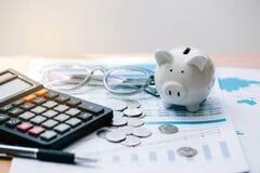 「富裕層」で質素倹約を貫く人も。「お金持ちの節約術4選」を元銀行員が語る