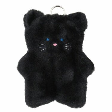 もふもふ黒猫ちゃんに癒される！ワッツ〈猫ポーチ＆巾着〉が可愛くて