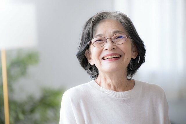 【65歳の平均余命】男性約19年・女性約24年「この数字が意味する《お金と暮らし》のリアルとは？」