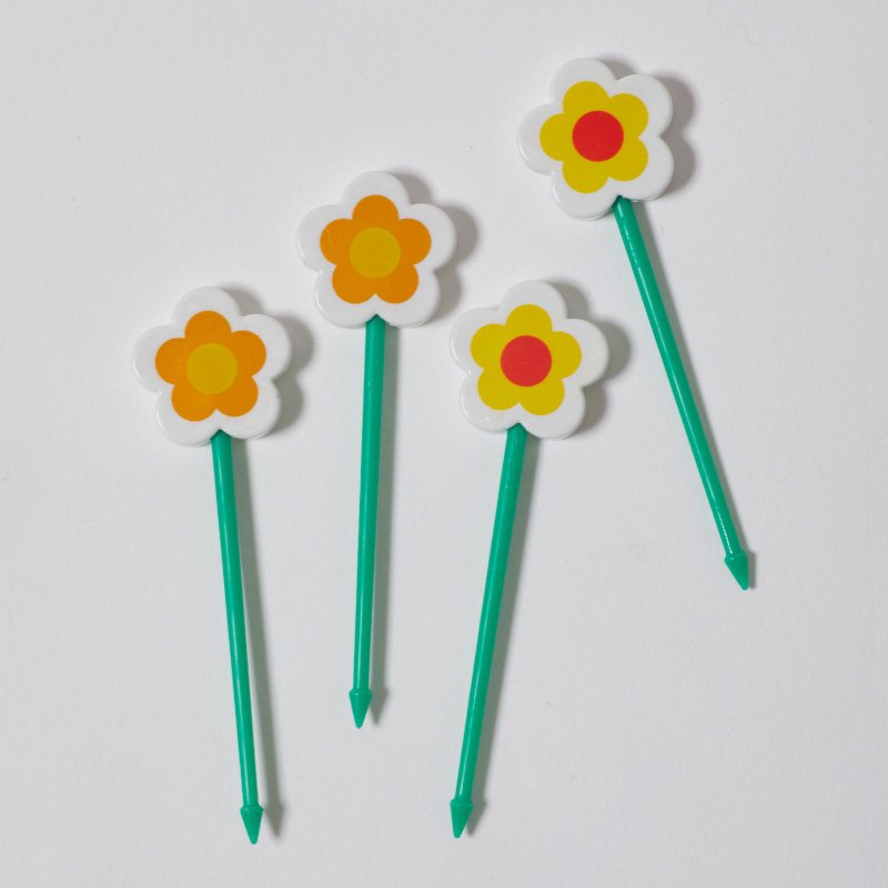 画像出所：すべて「宝島社公式」