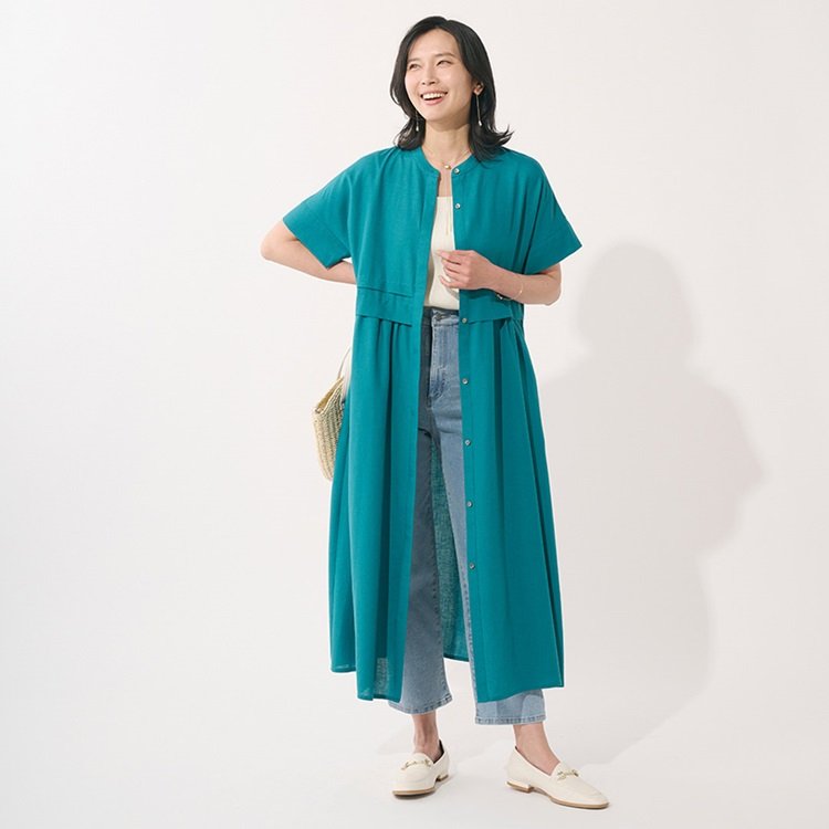 出所：ケユカ公式　リネン混タック切替シャツワンピース