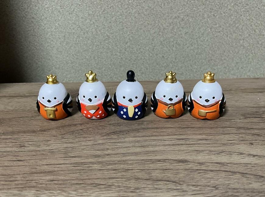 筆者撮影（キャンドゥ、リトルフレンド お雛様＆お内裏 シマエナガ・リトルフレンド 三人官女 シマエナガ）