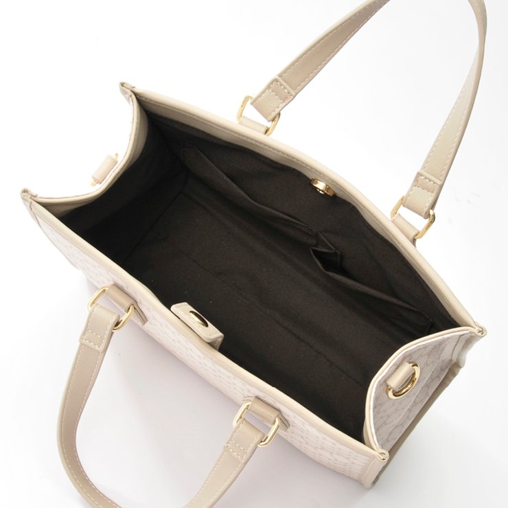 画像出典：ともに「しまむら公式オンラインストア」