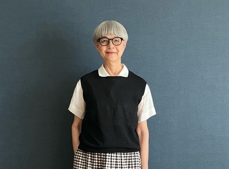 【70代マダム】が着こなす「無印良品のブラウス」コーデが素敵。ギンガムチェックの取り入れ方を見習いたい！