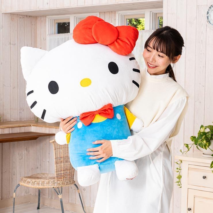 出所：しまむら公式オンラインストア ダイカットクッション（サンリオキャラクターズ）