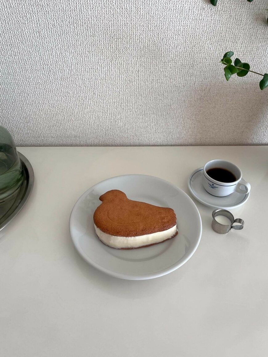 鳩サブレーのアイスサンド