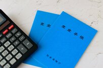 次の年金支給日は8月15日【老齢年金の一覧表】60～80歳代「厚生年金と国民年金」平均年金月額とその注意点とは